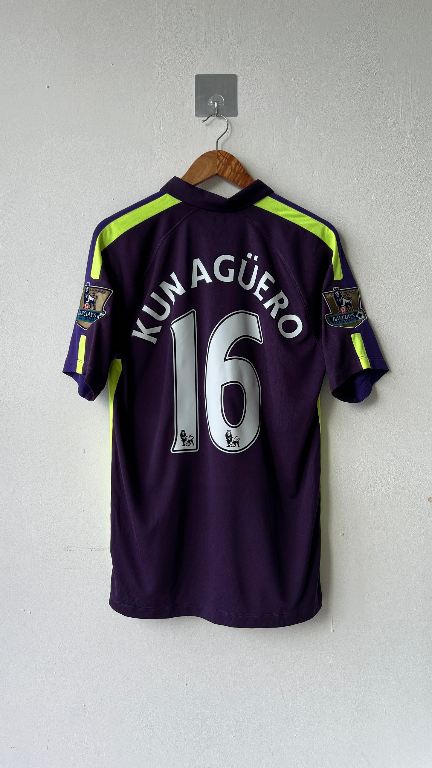 Manchester City 2014-15 Third Shirt Kun Aguero #16 (M)