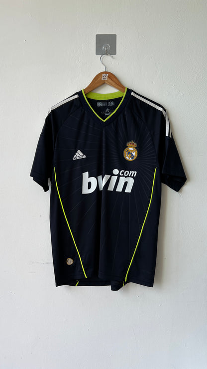 Real Madrid 2010-11 Away Shirt Ronaldo #7 (S)