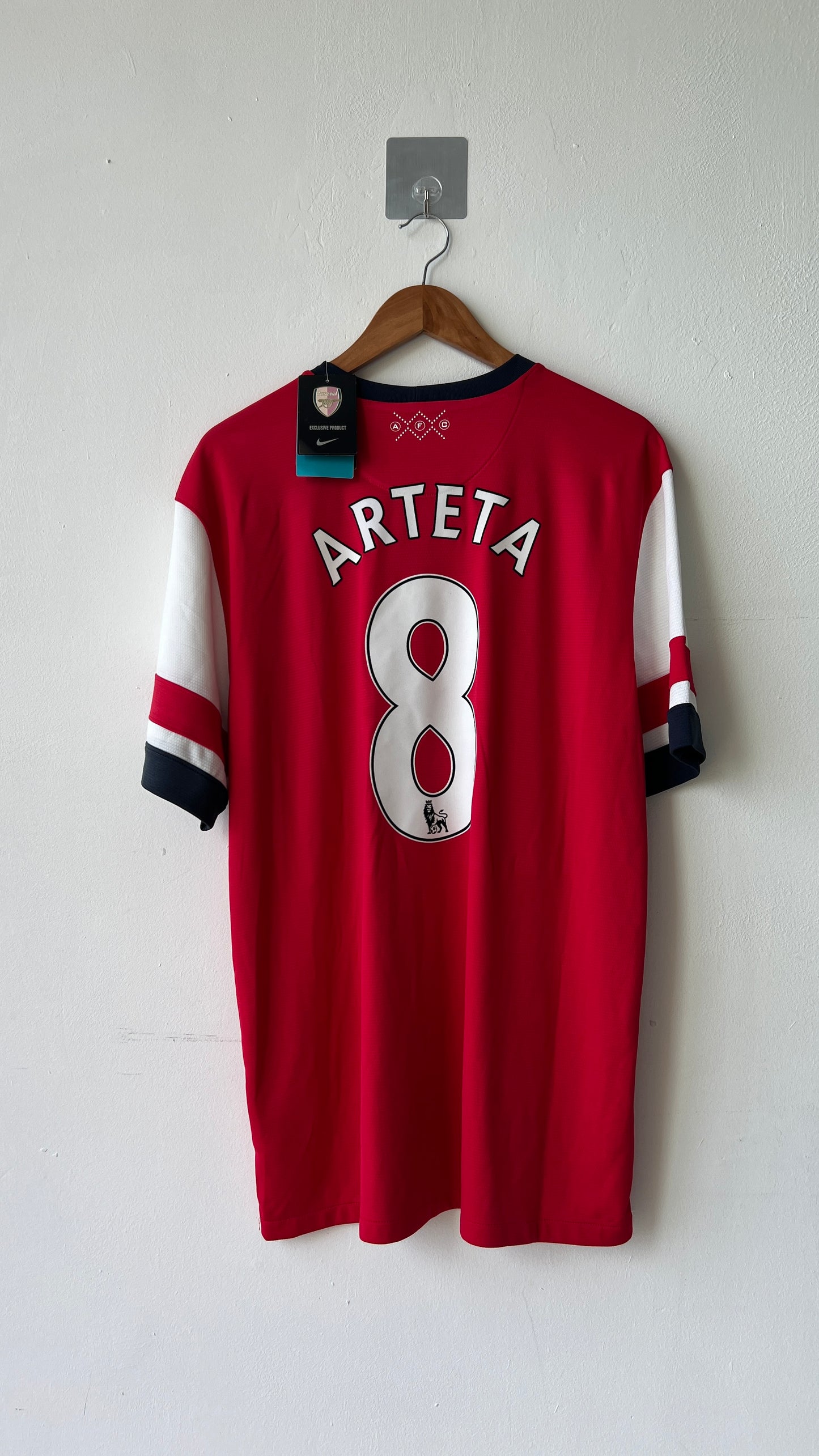 Arsenal 2012-14 Home Shirt Arteta #8 (XL) (Brand New)