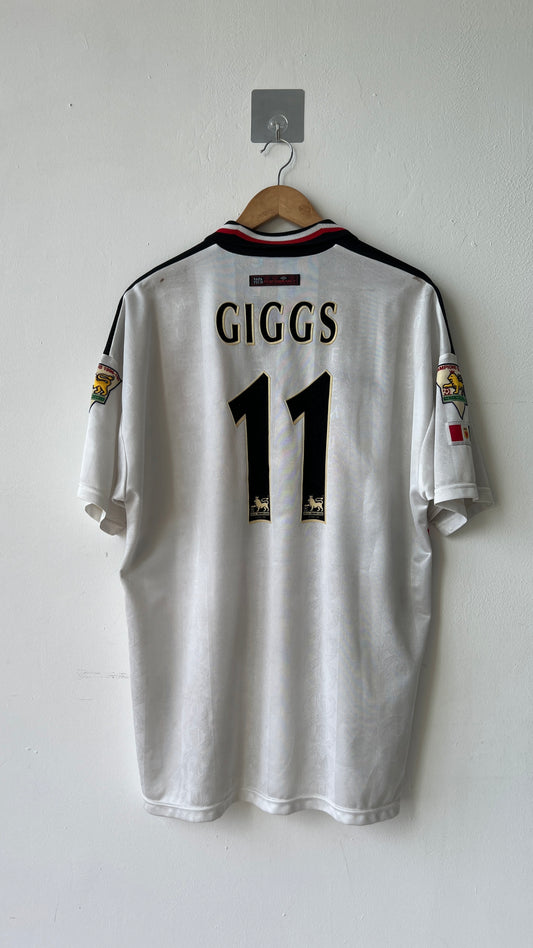 Manchester United 1997-99 Away Shirt Giggs #11 (XL)