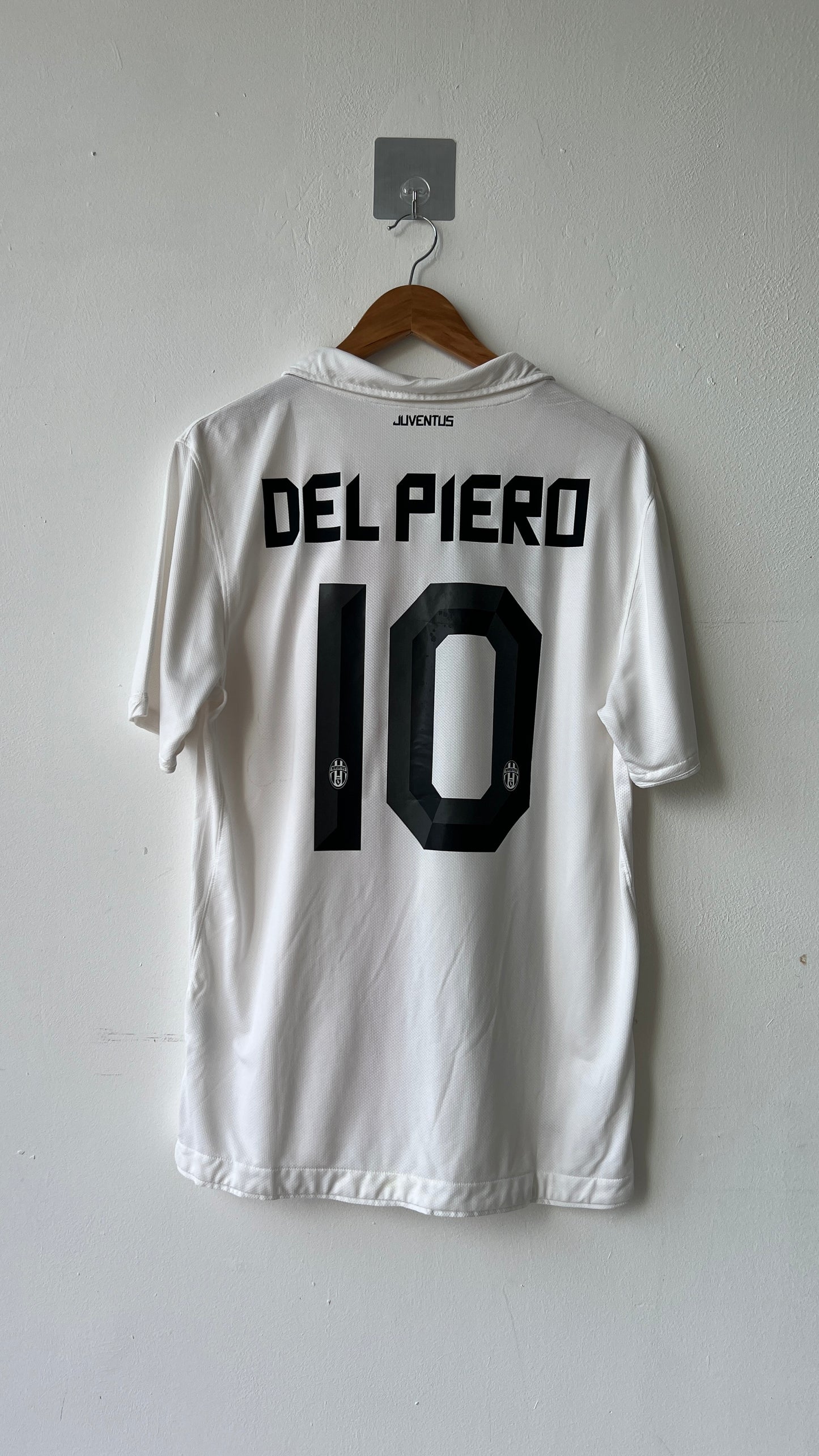 Juventus 2010-12 Away Shirt Del Piero #10 (L)