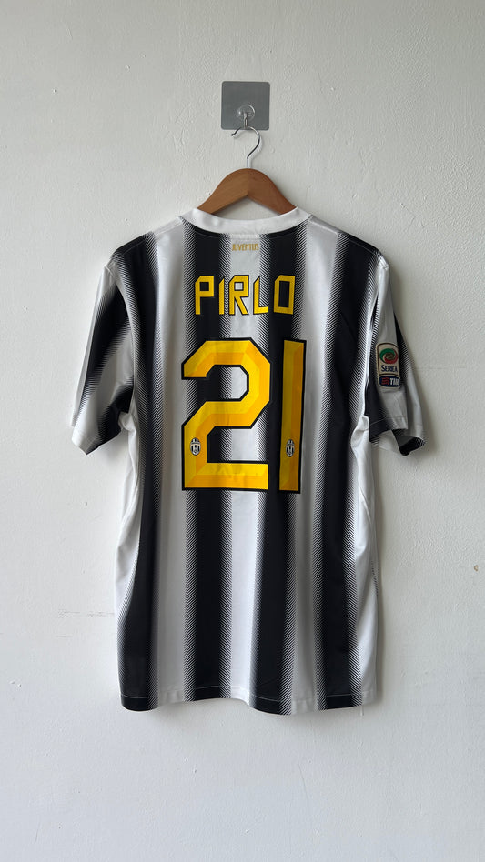 Juventus 2011-12 Home Shirt Pirlo #21 (L)