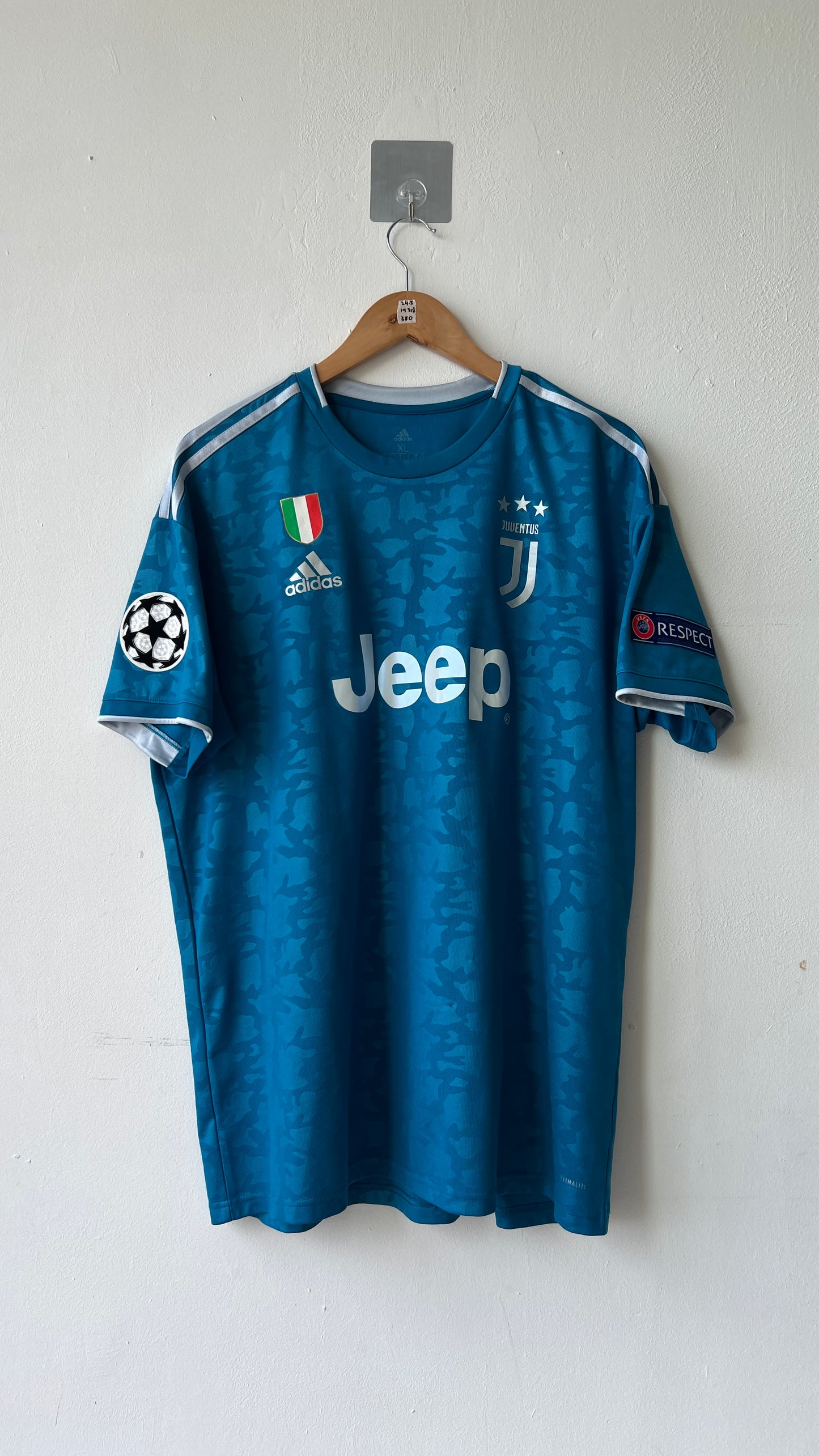 Juventus 2019-20 Third Shirt Ronaldo #7 (XL)