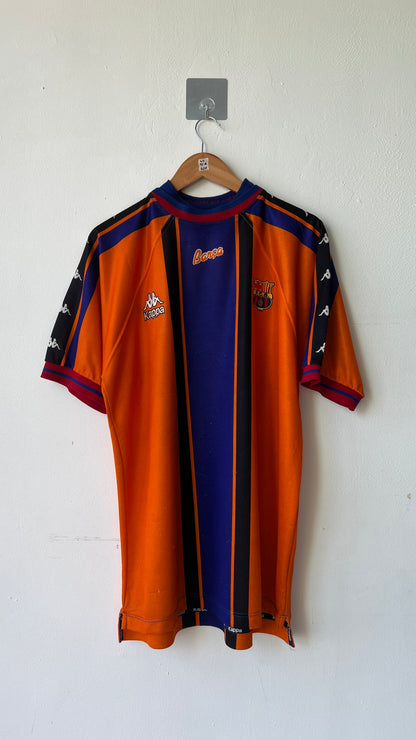 Barcelona 1997-98 Away Shirt Guardiola #4 (XL)