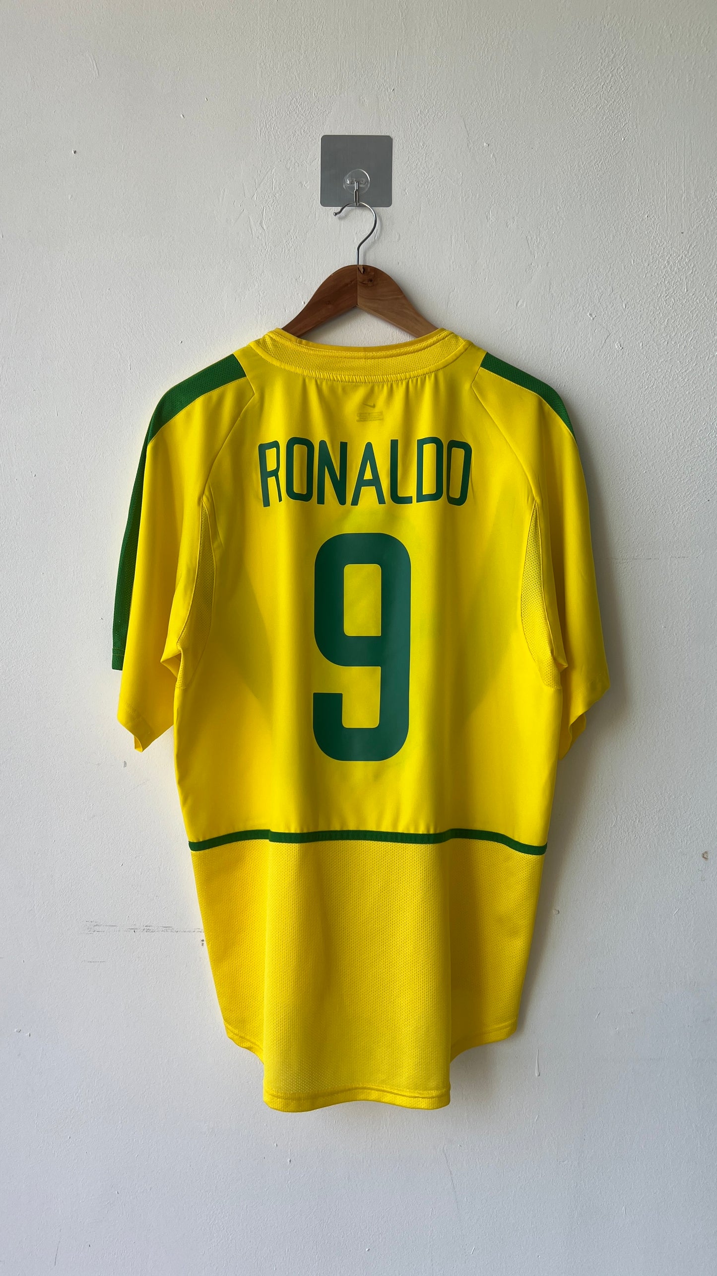 Brazil 2002-04 Home Shirt Ronaldo #9 (L)