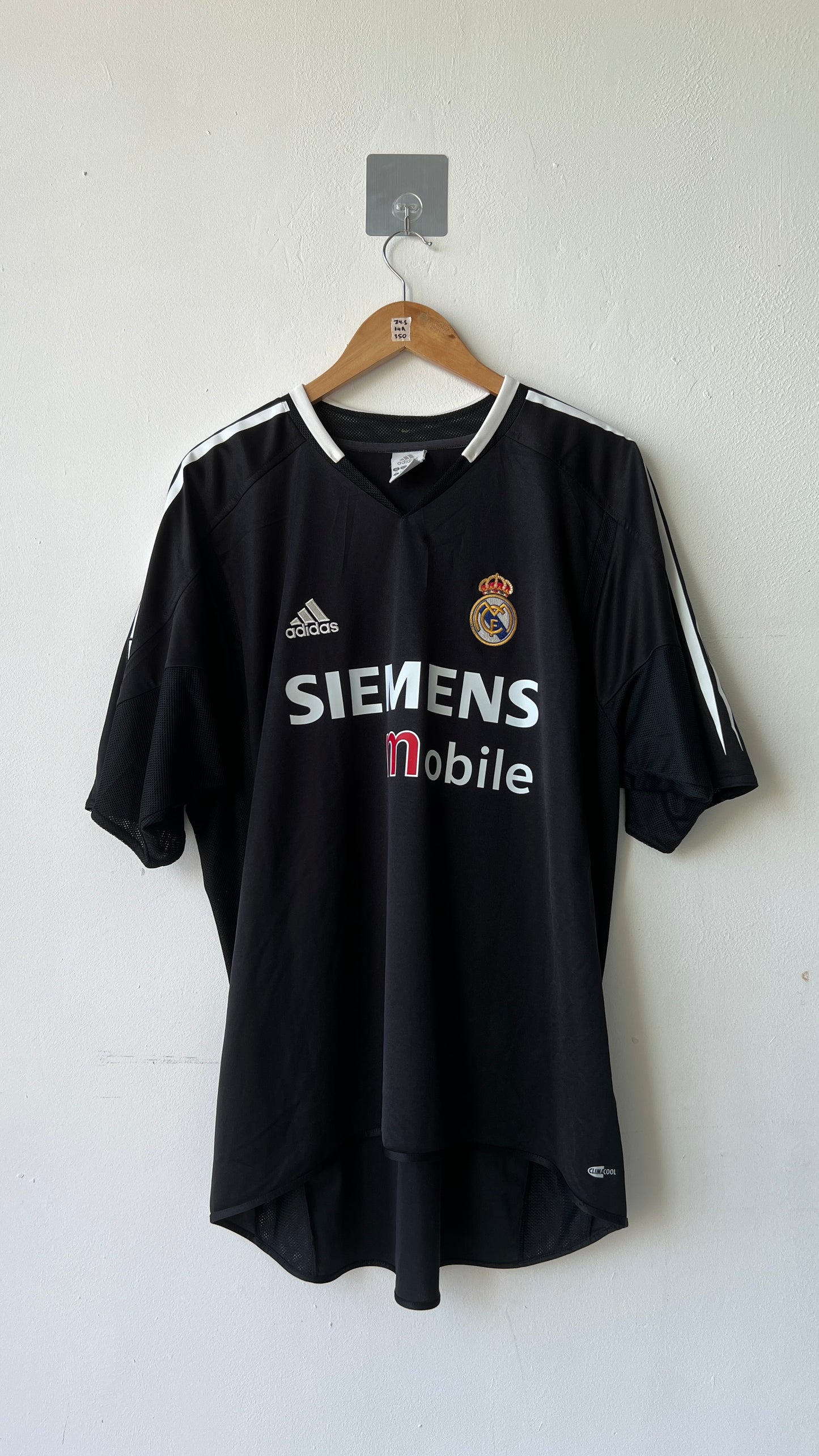 Real Madrid 2004-05 Away Shirt Ronaldo #9 (XL)