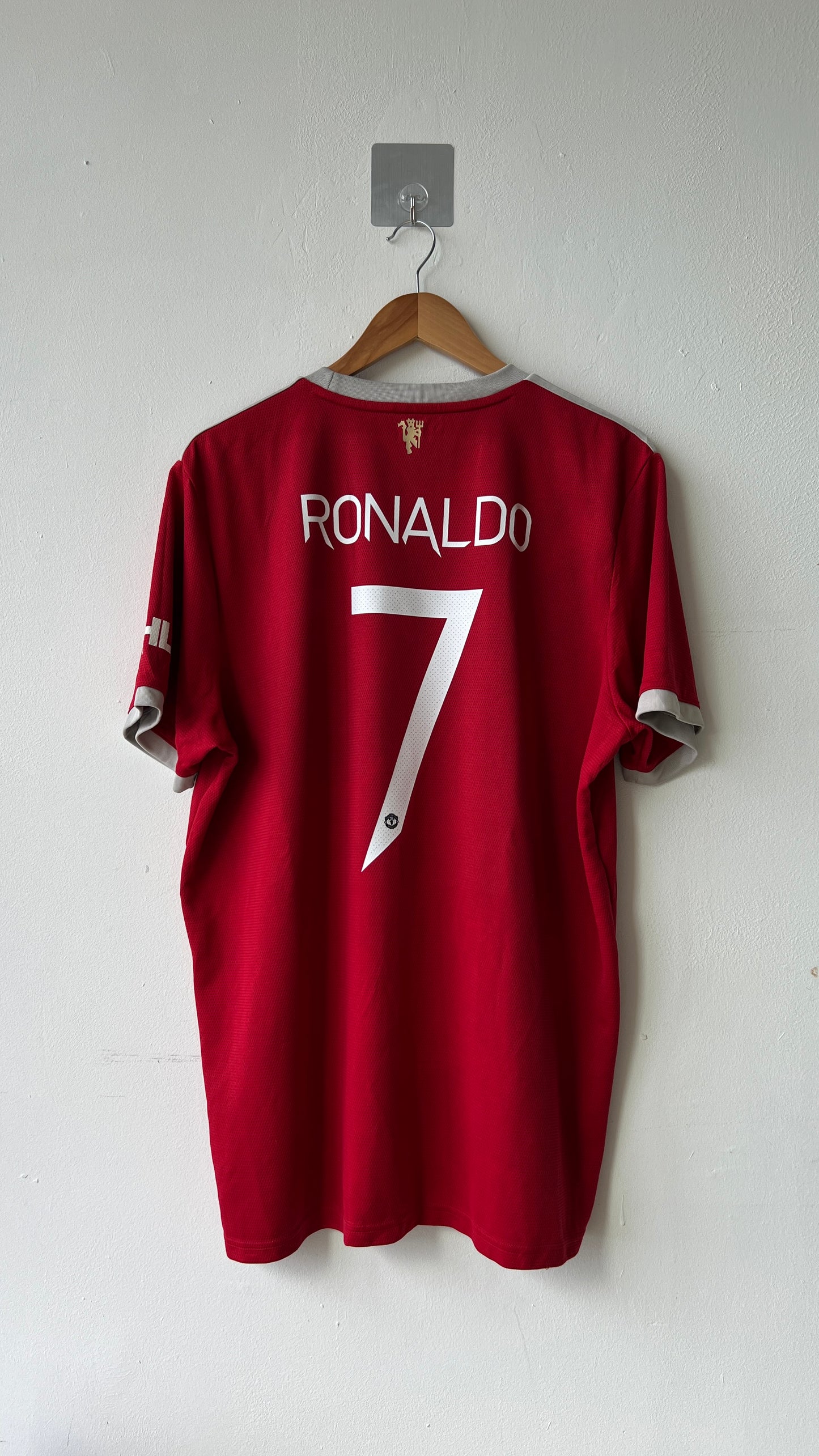 Manchester united 2021 2022 home shirt with a ronaldo nameset-h31447 adidas-back view